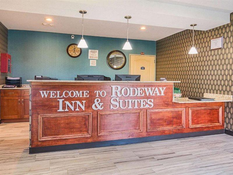 Rodeway Inn And Suites Ithaca Exterior photo